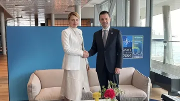 Външният министър с ключов разговор със Скопие