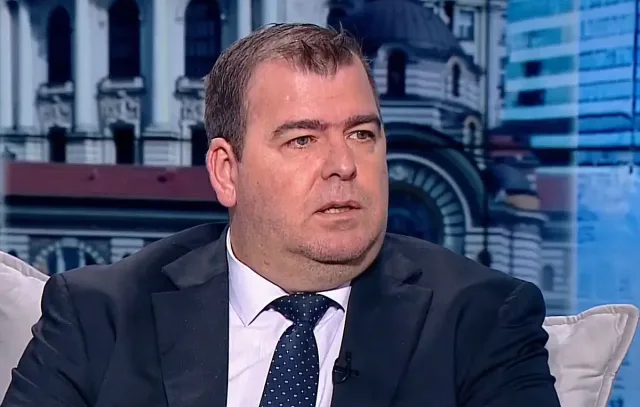 Гечев предупреди веригите: Партньорство или държавна намеса!
