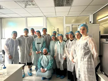 Ученици от София надникнаха в света на науката в „Ел Би Булгарикум“