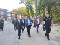 Гора по документи, бетон на терен! Абровски показа беззаконието край Варна
