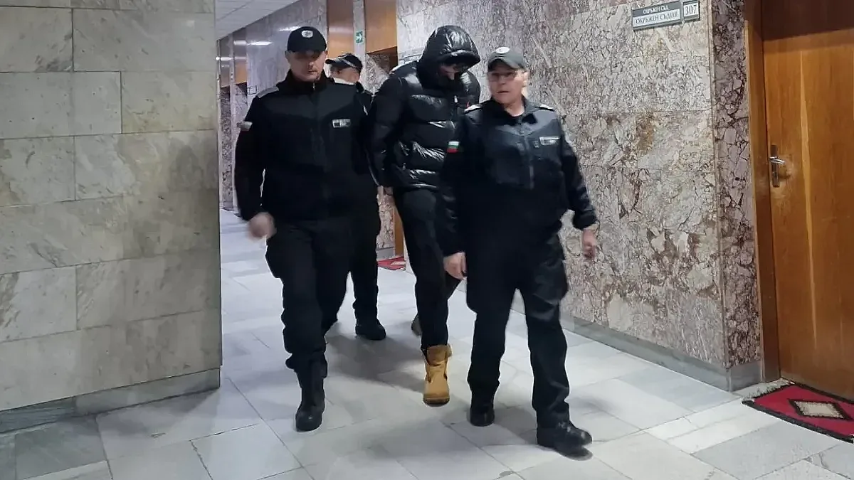 Край. Осъдиха сина на Атанас Бобоков