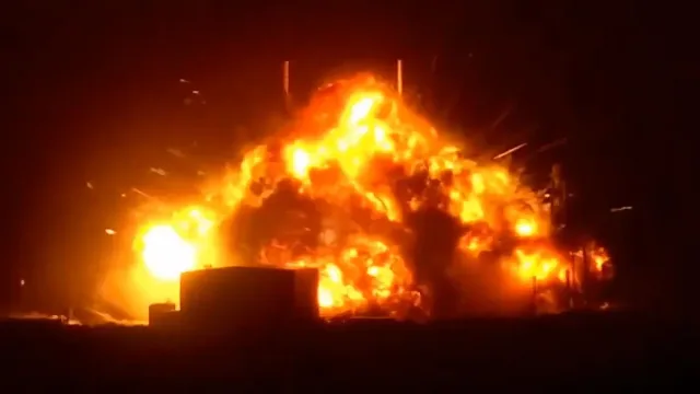 Бомба избухна в Атина, има ранени полицаи