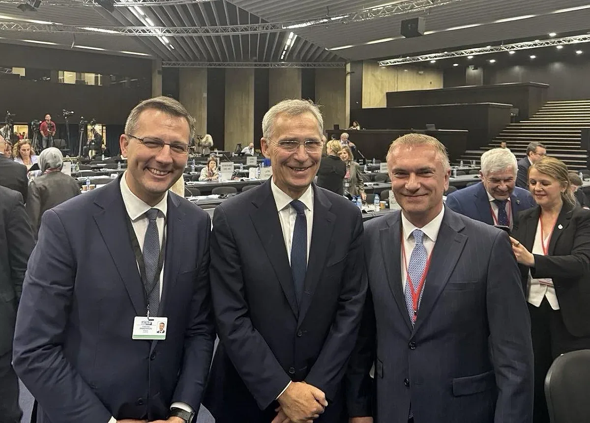 Какво си казаха зам.-председателите на ДПС и шефът на НАТО