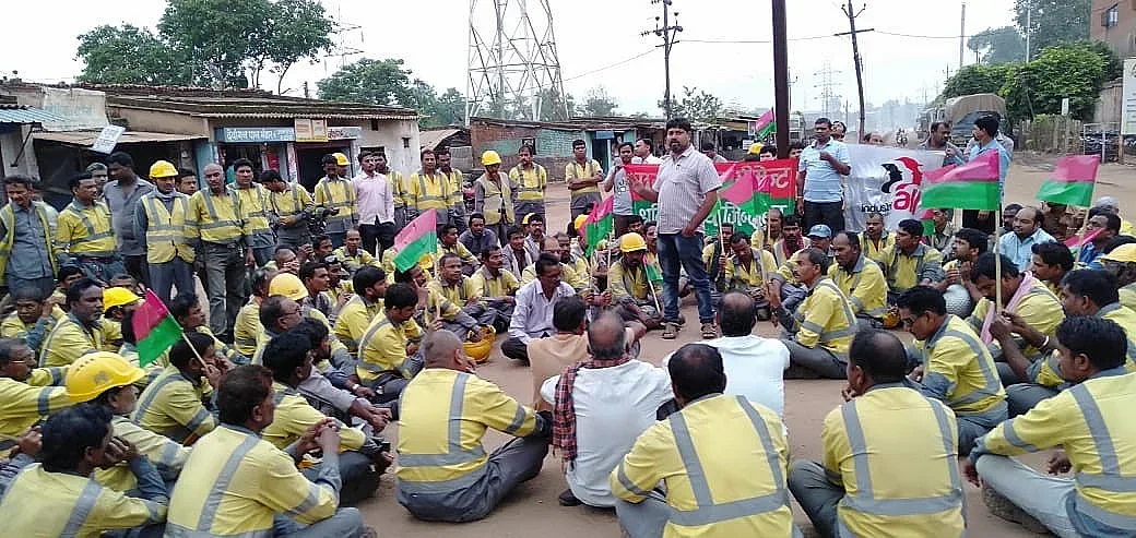 Внасяме работници от най-многолюдната държава в света