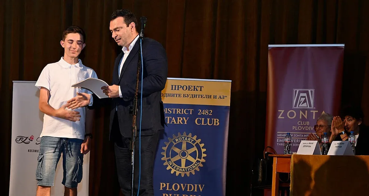 Калоян Паргов, СИНПИ: Запазването на националната идентичност е основната ни задача