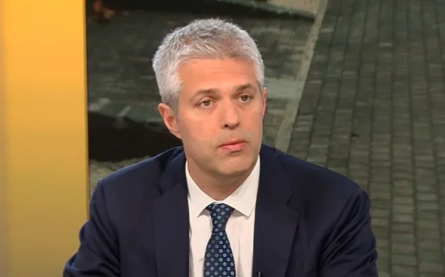 Коцев се изложи! Оплете се за Баба Алино, но отказва оставка