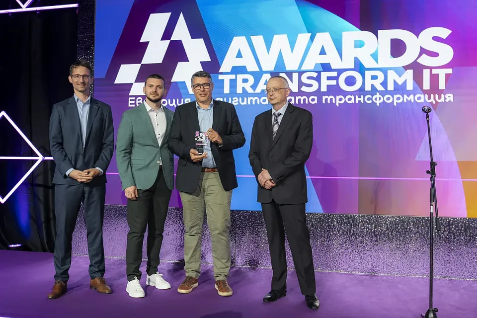05_TransformIT_Awards_DigitalK_DoverieBrico