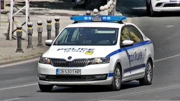 Пияна жена стреля с въздушна пушка в пернишко село, арестуваха я
