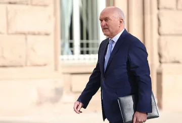 Главчев на знакова среща със Столтенберг