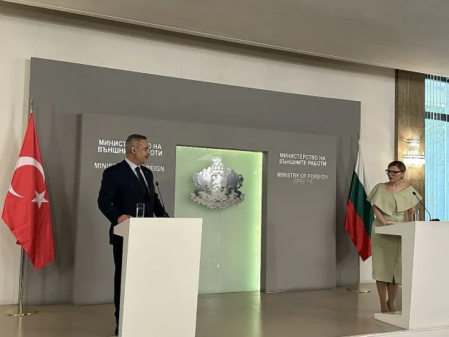 Хакан Фидан: България и Турция обсъждат нов граничен пункт
