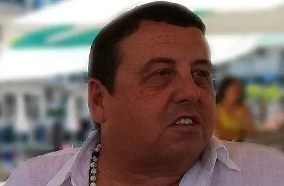 Скандален БГ бизнесмен вилнее на морето