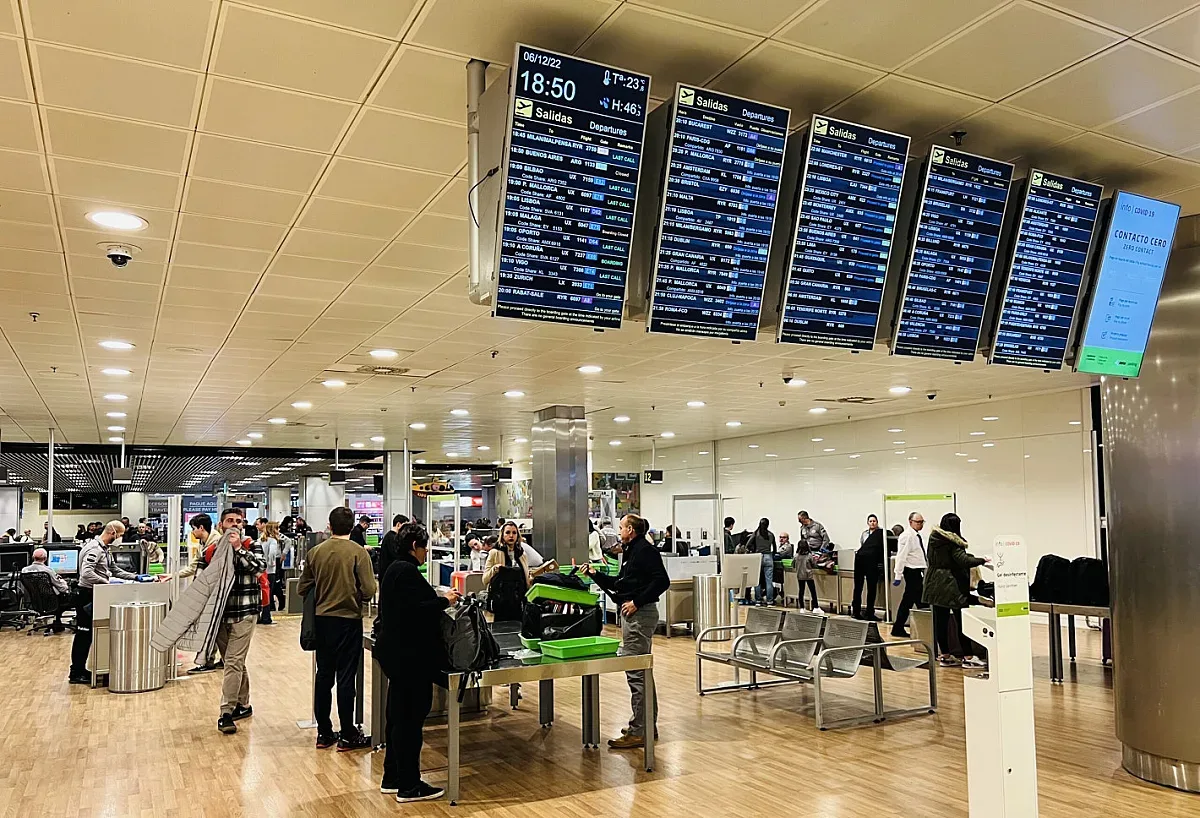 Драма с българи в Мадрид. Останаха без багаж, намесиха се бюлетини