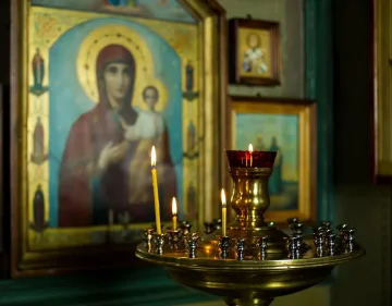Молитви за изцеление към светица действат днес, внимавайте с думите