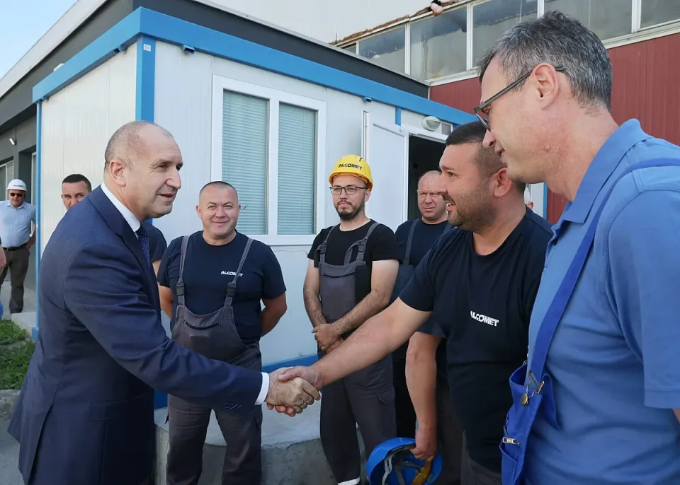 Румен Радев * Алкомет