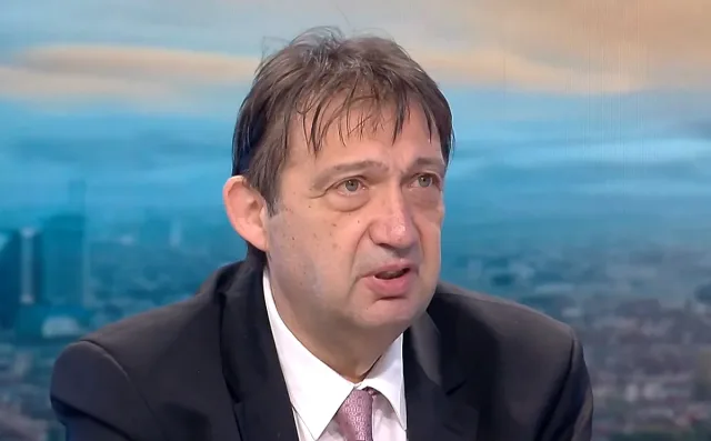 Шишков: Олигархията цъфти върху незаконни строежи