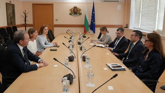 България се прицелва в големия частен капитал за ключови проекти