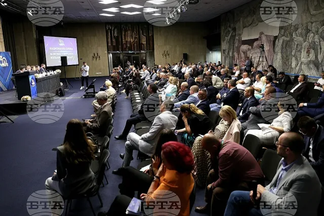 На исторически диалог в НДК начертаха бъдещето на България до 2030 г.
