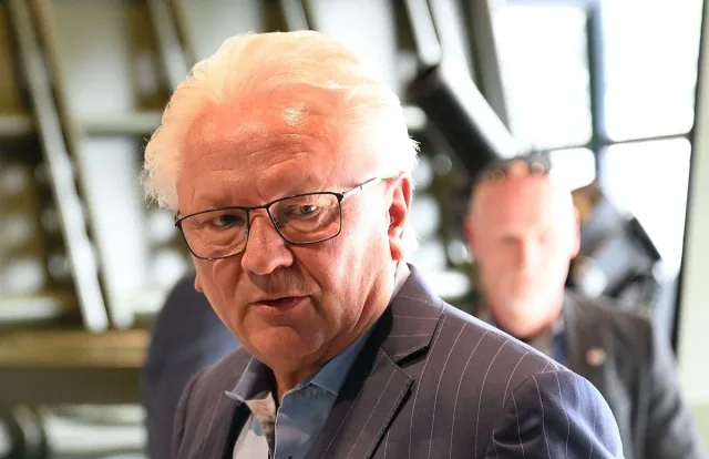 Шефът на „Райнметал“ предупреди: Машините не трябва да решават кога да убиват!