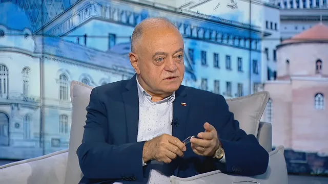 Атанасов обяви Гюров за президентския кандидат