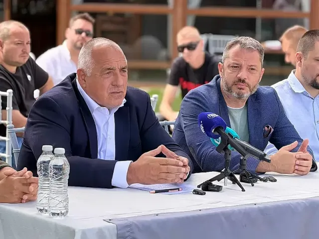 Борисов със свой прочит какво направи Радев в Брюксел