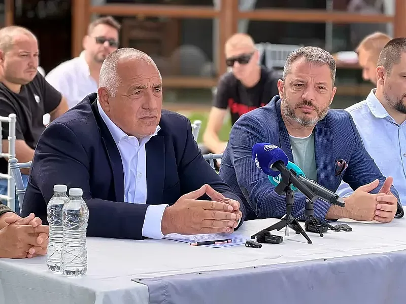 Борисов със свой прочит какво направи Радев в Брюксел