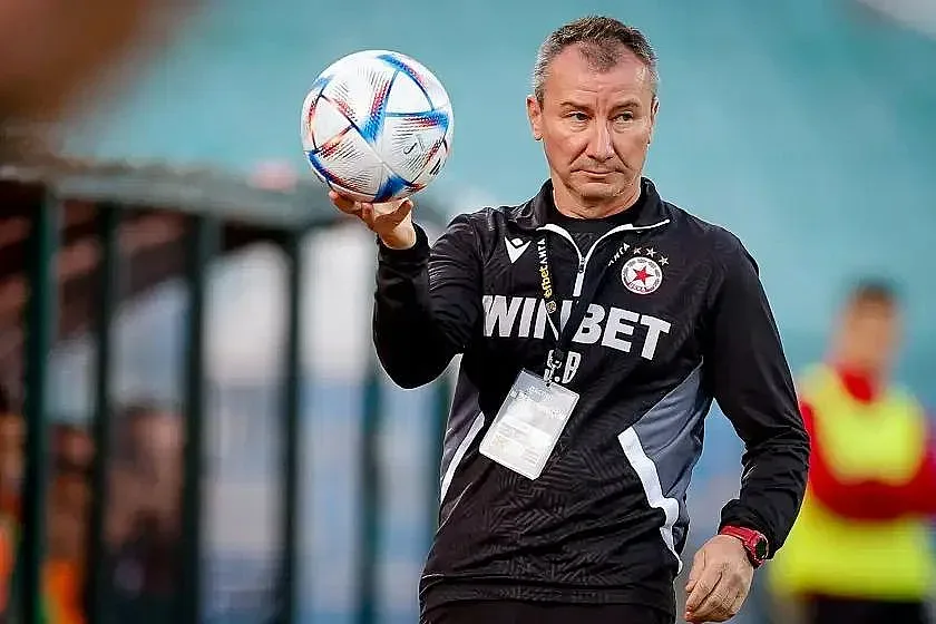 Има ли сензация? Треньорска сага разтърсва ЦСКА