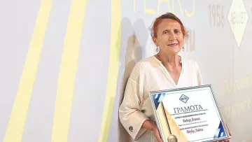 Писателката Бойка Асиова с награда на името на Максим Минчев