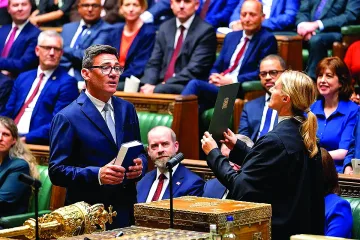 Бърнам готви рязък завой във Великобритания