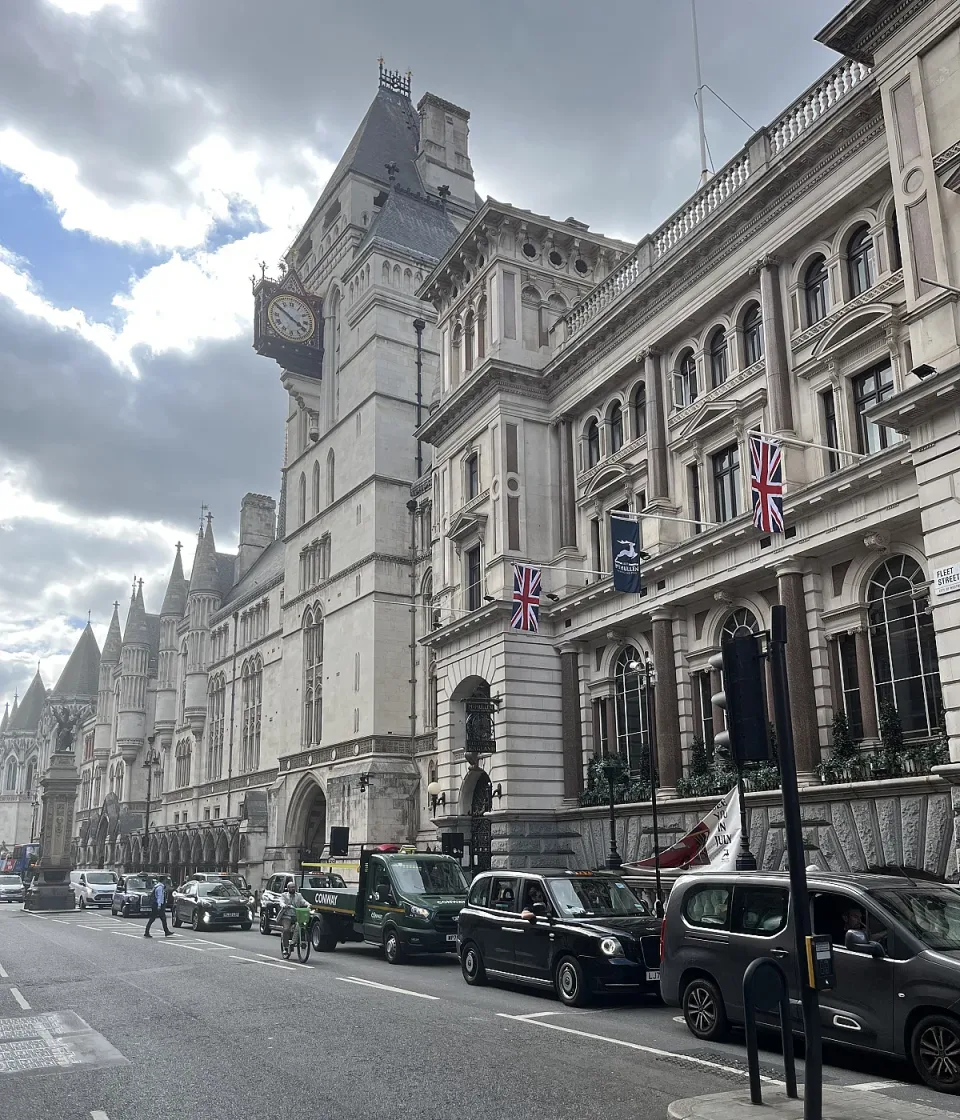 8_Fl_Str_London