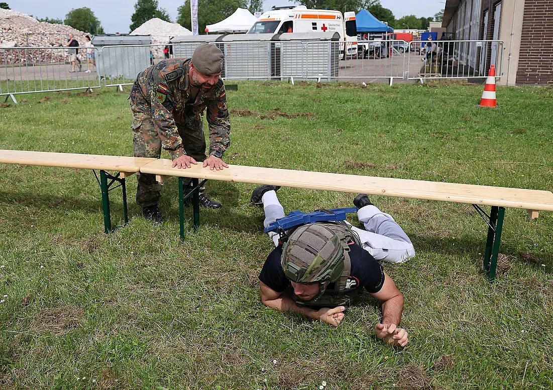 Стряскаща прогноза! Задължителна военна служба още догодина?