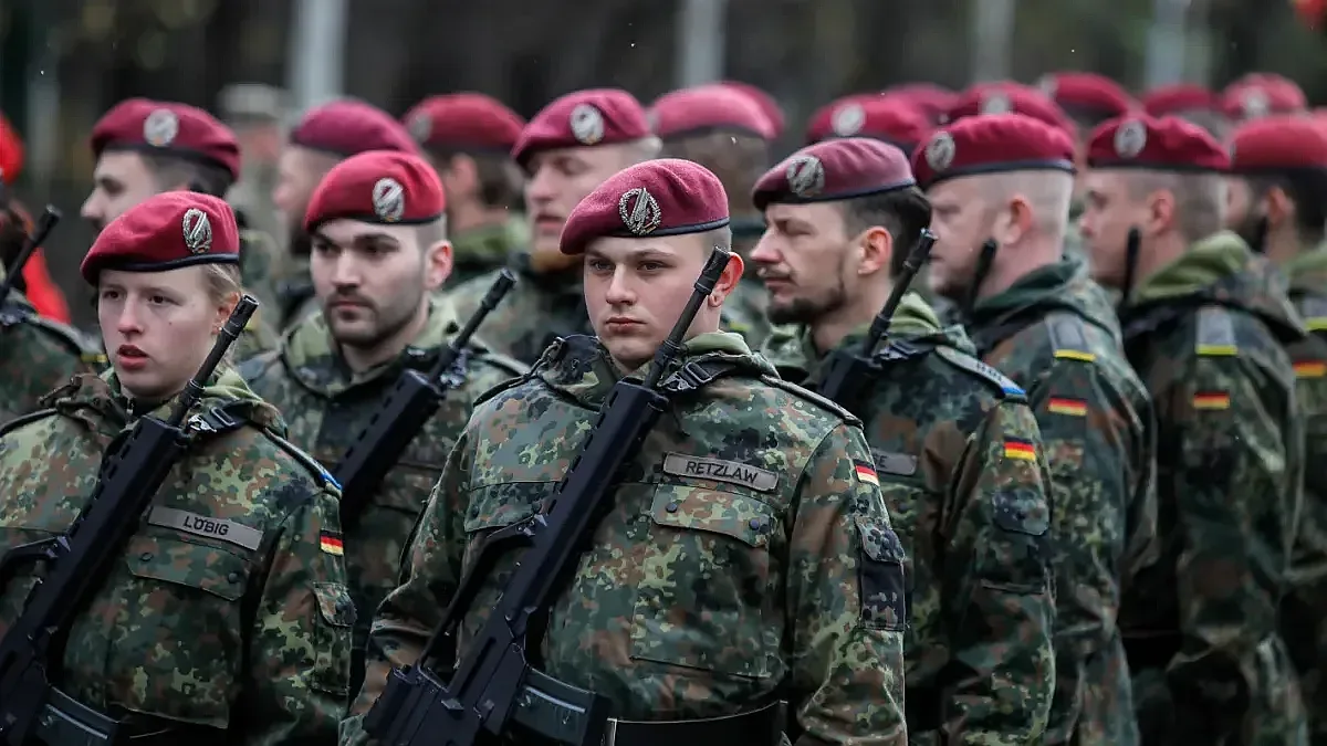 Германия се стяга за война! Връща и казармата