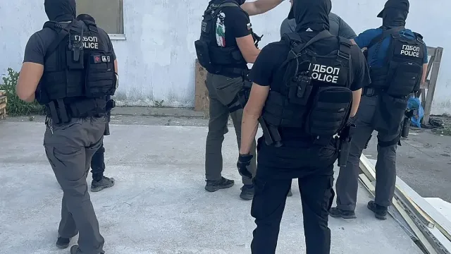 ГДБОП разкри нарко лаборатории в сърцето на града. Закопча и дилърите на смъртта
