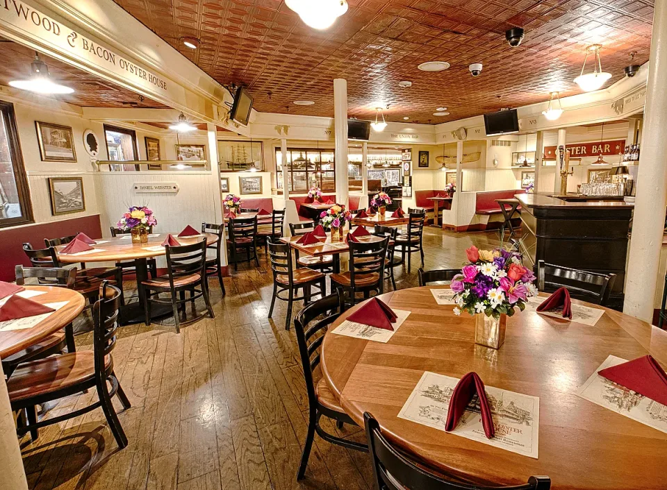 union-oyster-house-boston-vytre