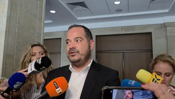 Калин Стоянов: Демерджиев става смешен - не познава законите и забравя какво е казал