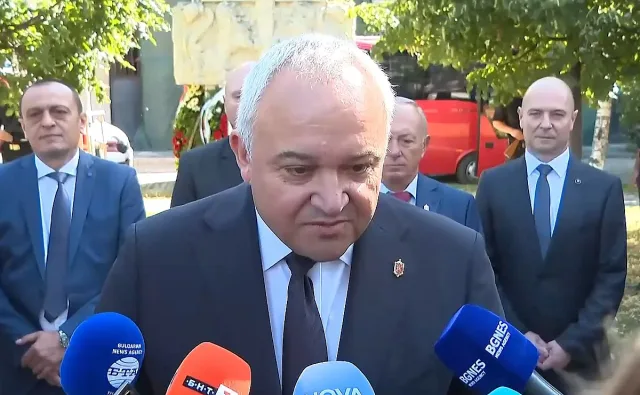 Демерджиев пак влезе в минно поле - заплашва вместо да обяснява