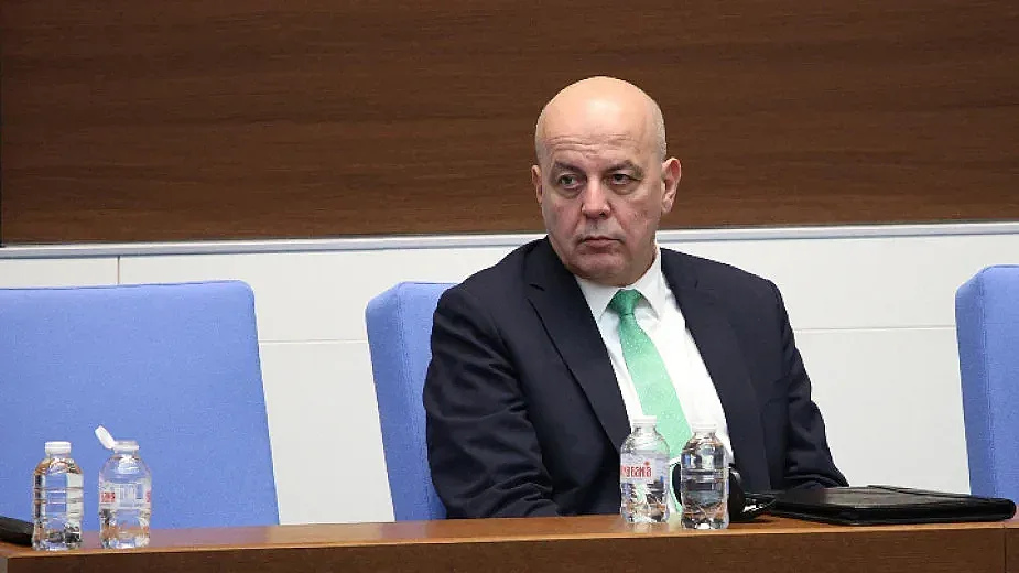 Парламентът с ключово решение за разузнаването. Избраха шефа му