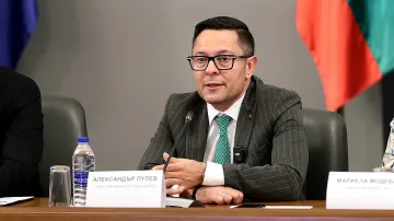 Пулев разкри проблеми с "Райнметал"