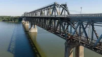 Дунав остава критично нисък. Кораб заседна край Русе