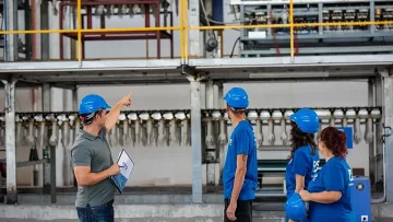 Продават прочут завод в Пловдив на цената на боксониера. Купувачи няма