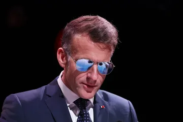 Последният парад на Макрон: Париж събира Зеленски и лидери от 25 държави