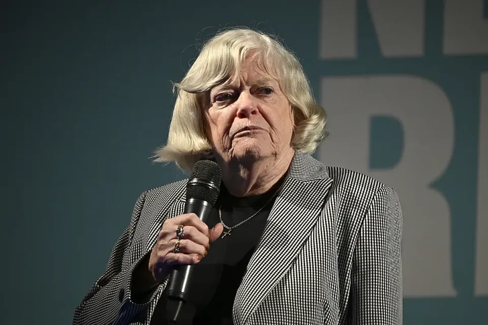 ан уидекъм 3