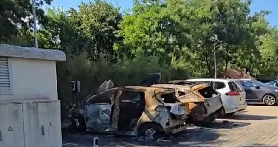 Две мощни експлозии събудиха наш квартал. Причината