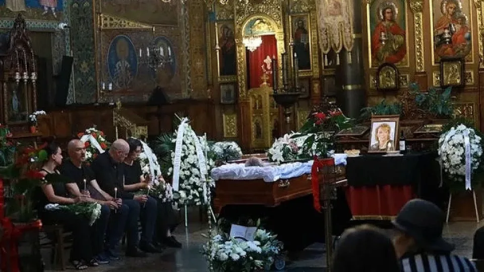 надежда захариева2
