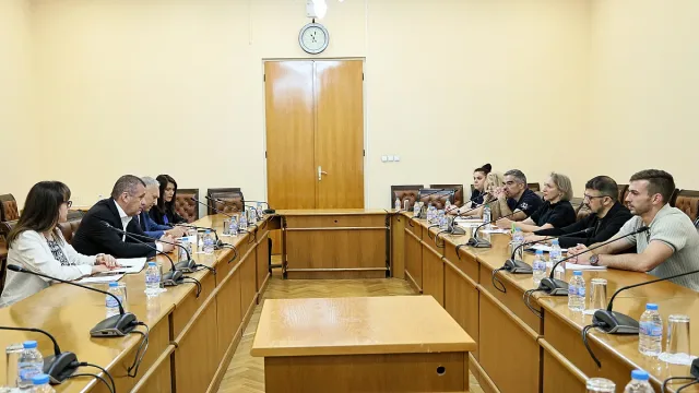 Министър Пеев обсъди с неправителствени организации мерки за повишаване на пътната безопасност