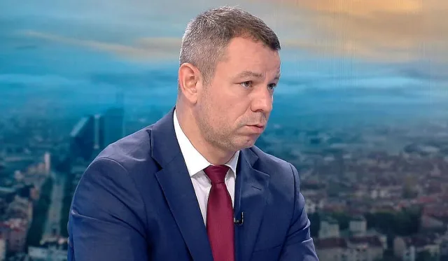 Властта с нова идея за купуването на лекарства за болниците