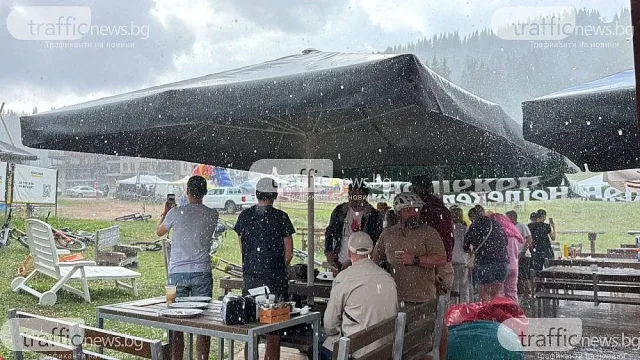 Градушка като орех в любим курорт. Прекъсна състезание
