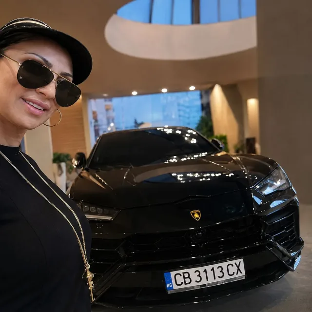 Мина границите! Какво даде Софи Маринова на сина си