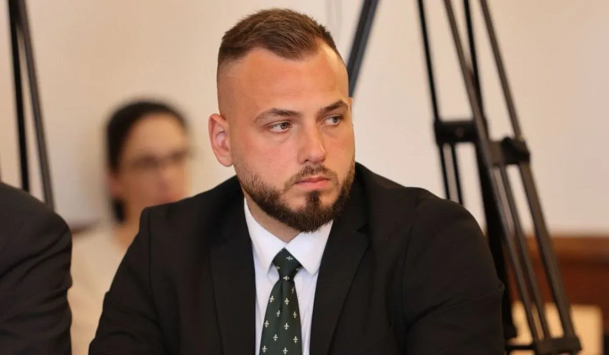 „Възраждане“ обвини правителството в заблуда за чуждите работници