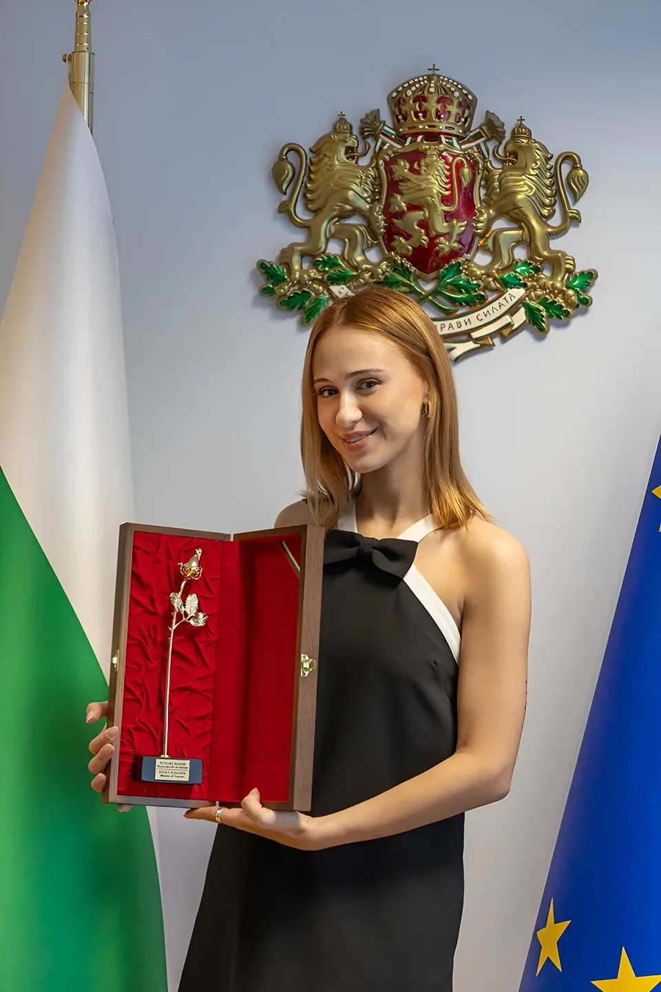 maria-bakalova-zlatna-roza