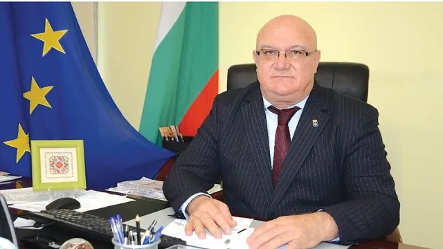 Д-р Цветан Ценков пред СТАНДАРТ: Видин - новият икономически хоризонт на България